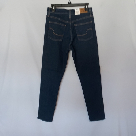 Womans Blue Jeans - Picture 6 of 8